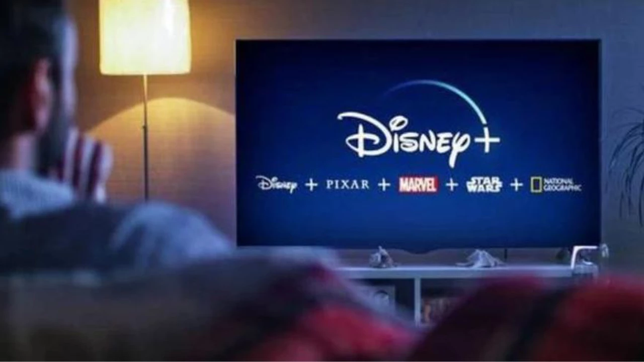 Disney+ sigue el rumbo de Netflix: cuál es la decisión que afectará a miles de usuarios argentinos