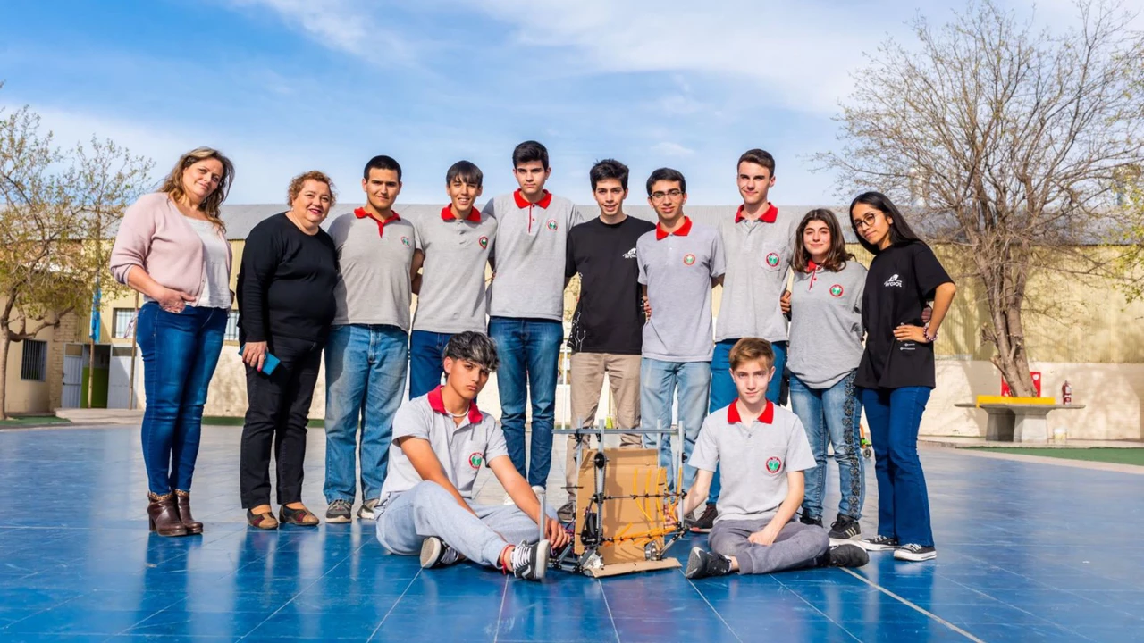 Otro orgullo nacional: los estudiantes mendocinos salieron subcampeones del Mundial de Robótica 2023