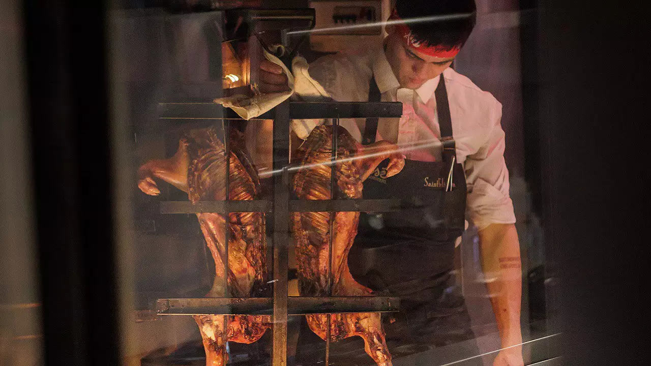 Parrillas para comer buena carne: el mejor asado en estaca de Buenos Aires