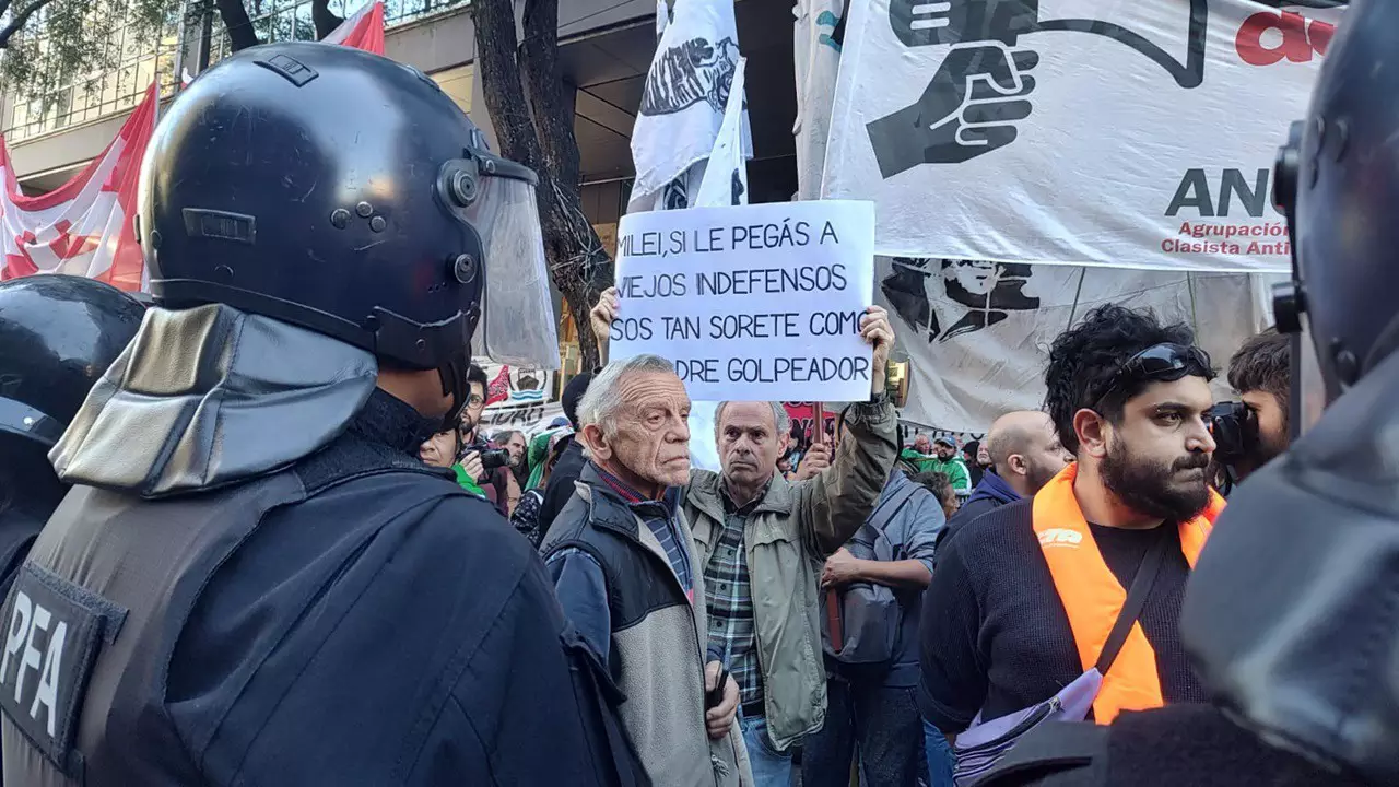 marcha jubilados congreso