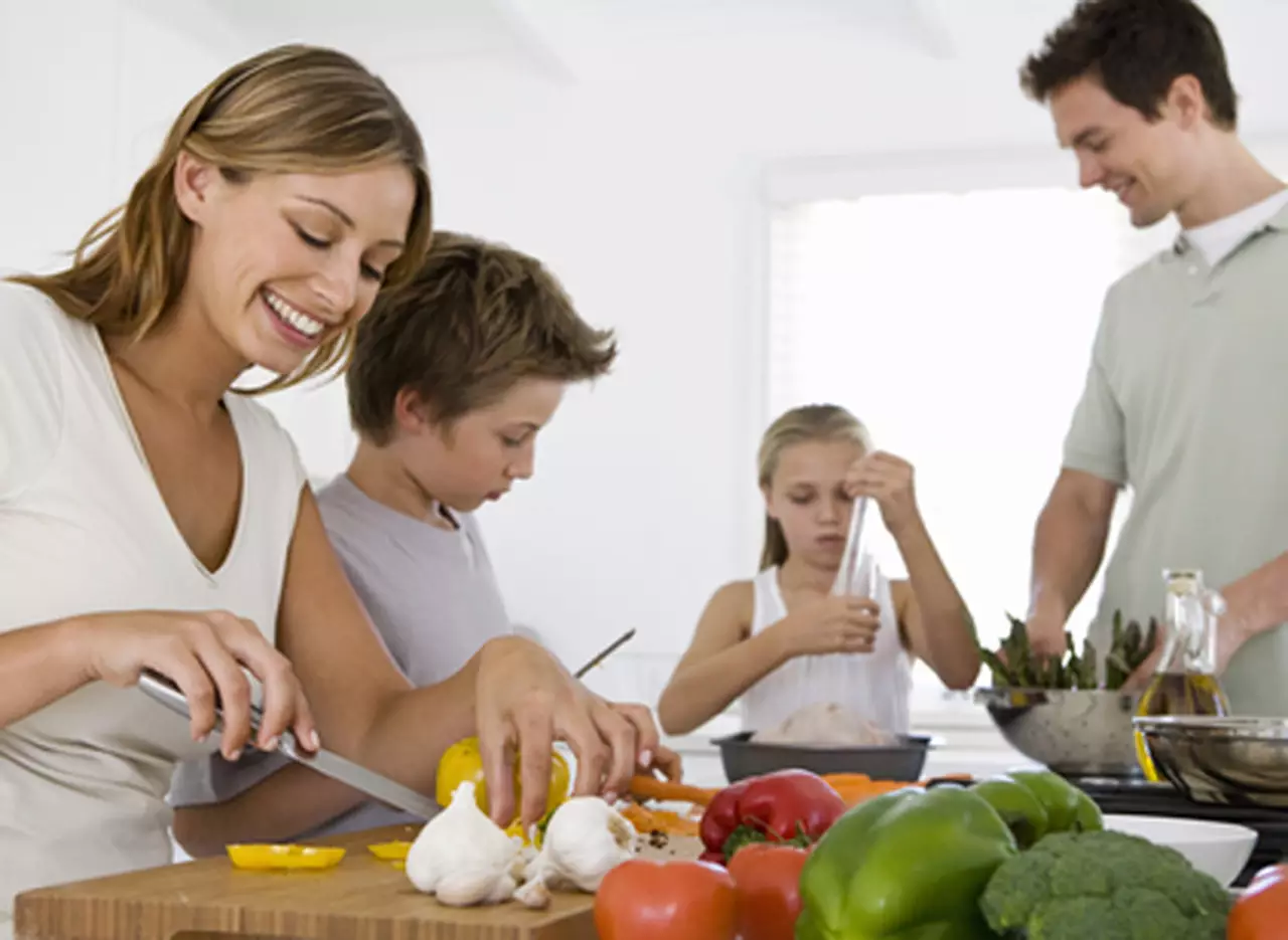 A una familia tipo, comer sano en Argentina le cuesta $3.700 por mes