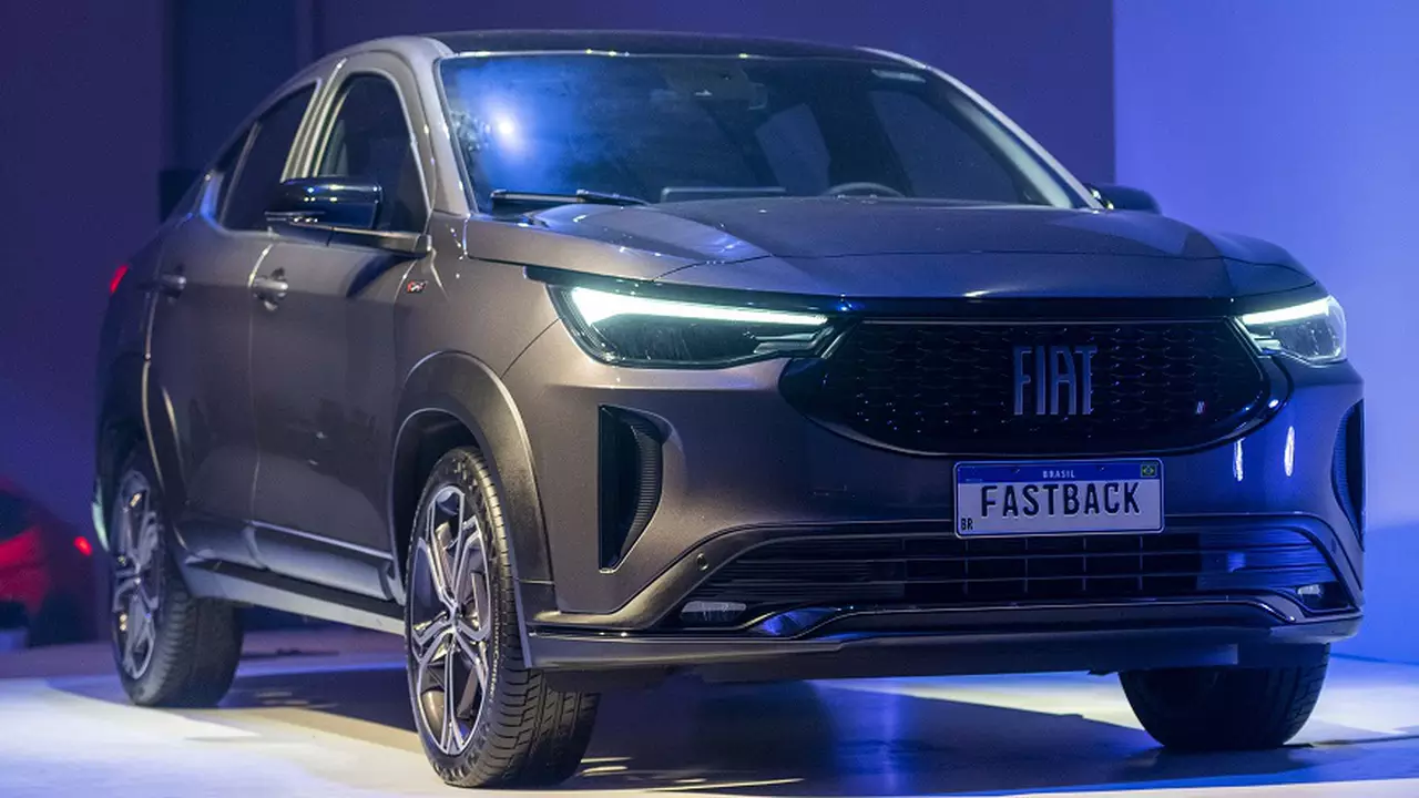 Fiat presentó el nuevo SUV Fastback en Argentina para toda la región