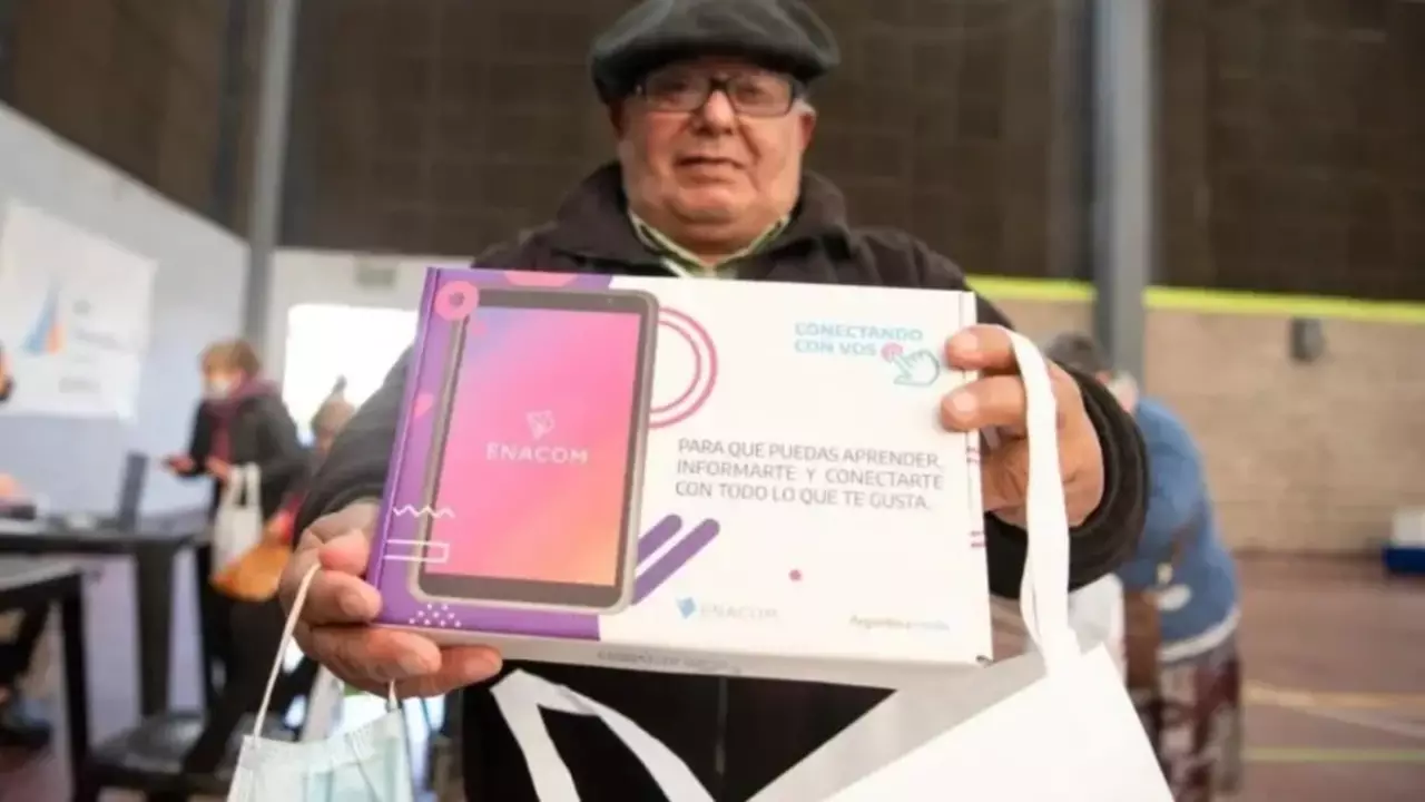 Tablets gratis de ENACOM para jubilados: cuál es el requisito necesario para acceder al beneficio