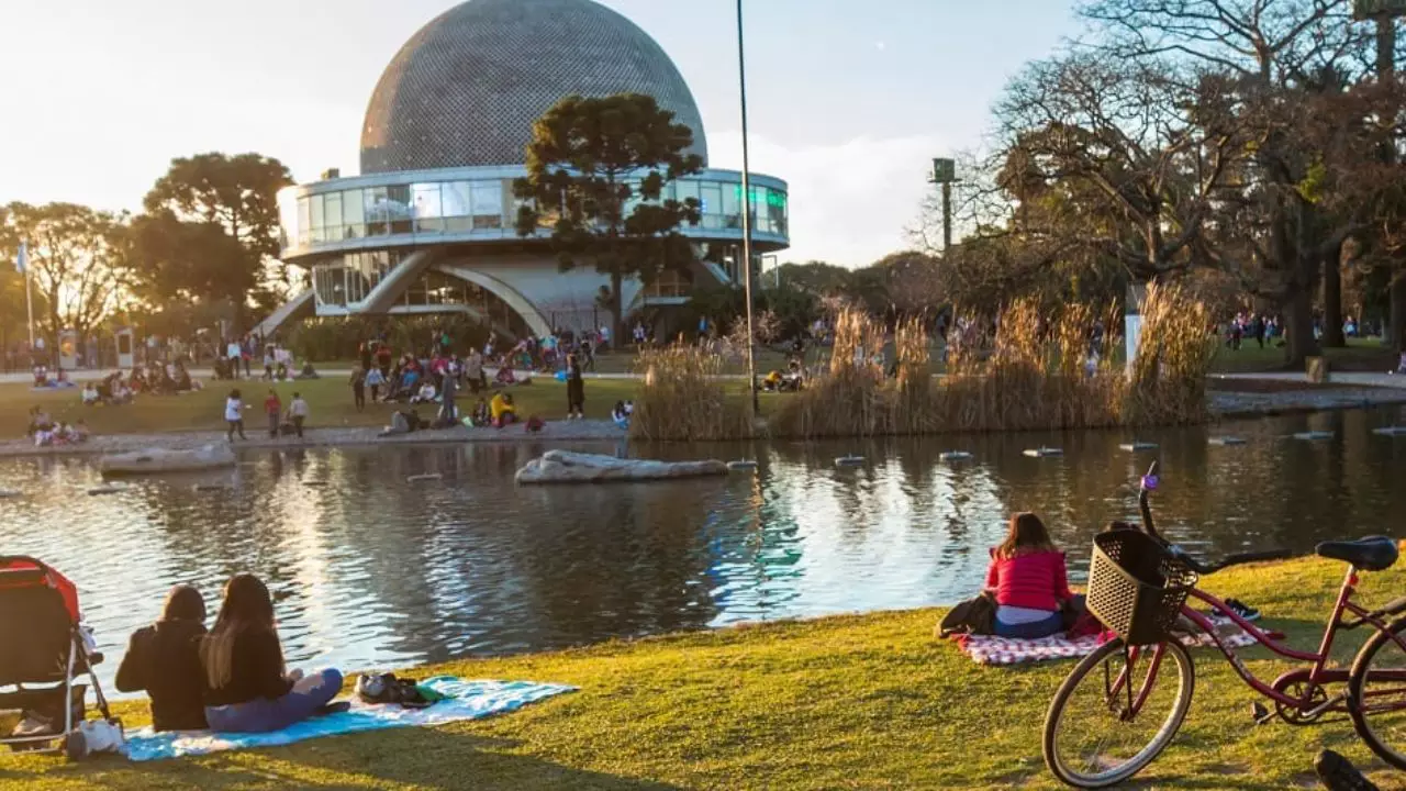 Los mejores lugares para pasear en Buenos Aires, según la Inteligencia Artificial