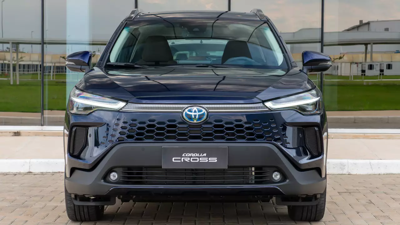 El auto SUV Toyota Corolla Cross es más barato tras baja de impuesto PAIS: cuánto sale ahora