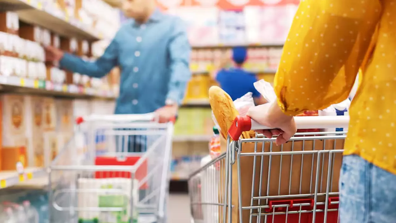 Consumo en baja: fuerte caída de las ventas en supermercados en el primer semestre