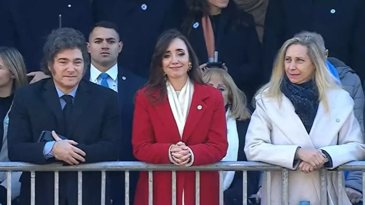 Javier Milei y Victoria Villarruel participaron del desfile militar por el Día de la Independencia