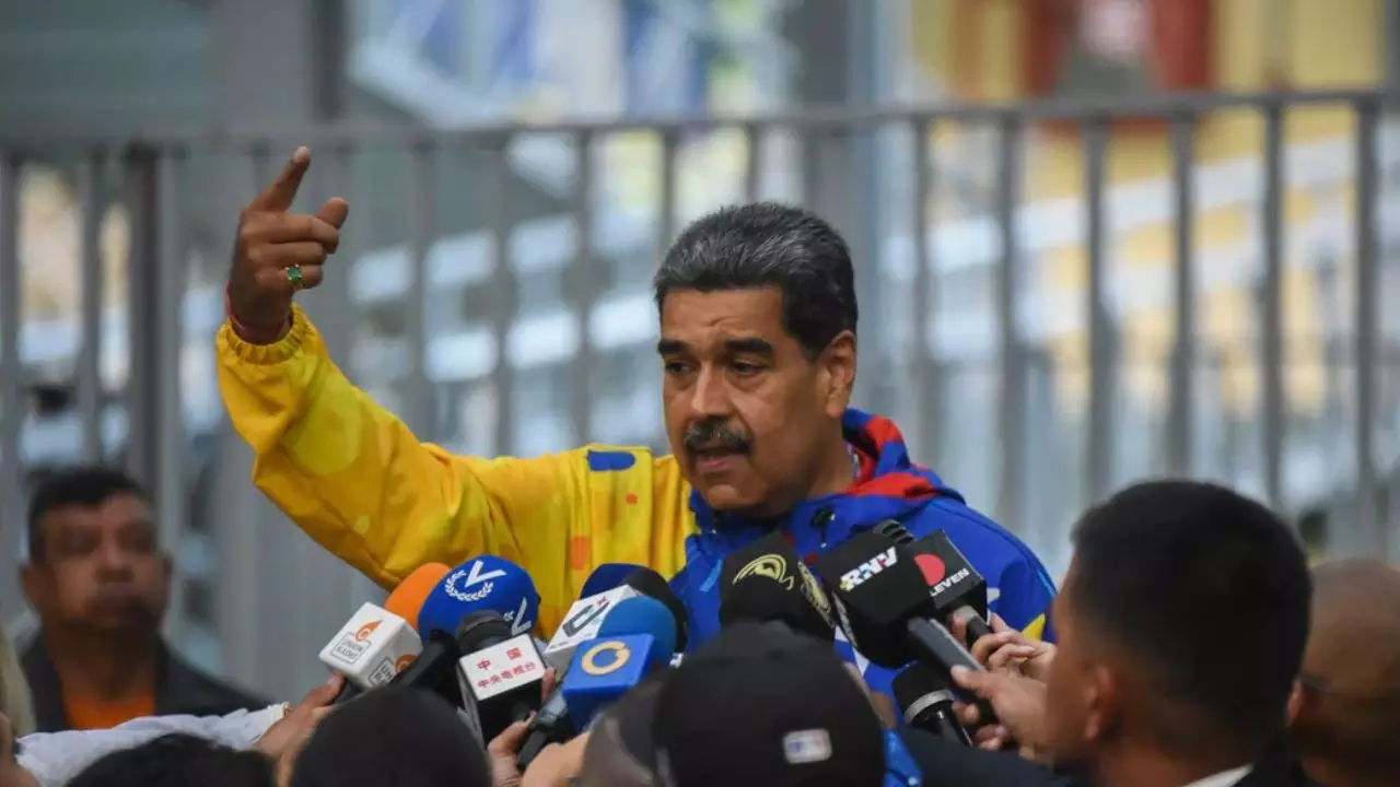 Piden la captura internacional de Nicolás Maduro ante la Justicia argentina