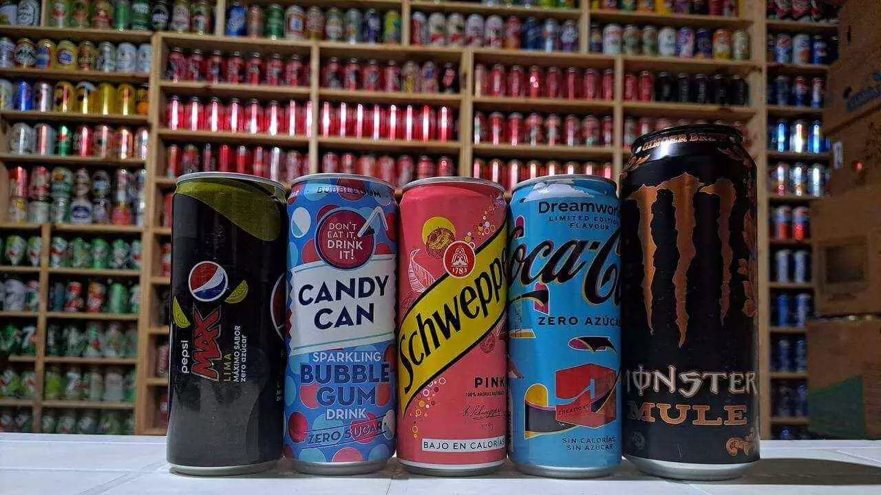 Colección de latas de Gerardo Keli Quiroga