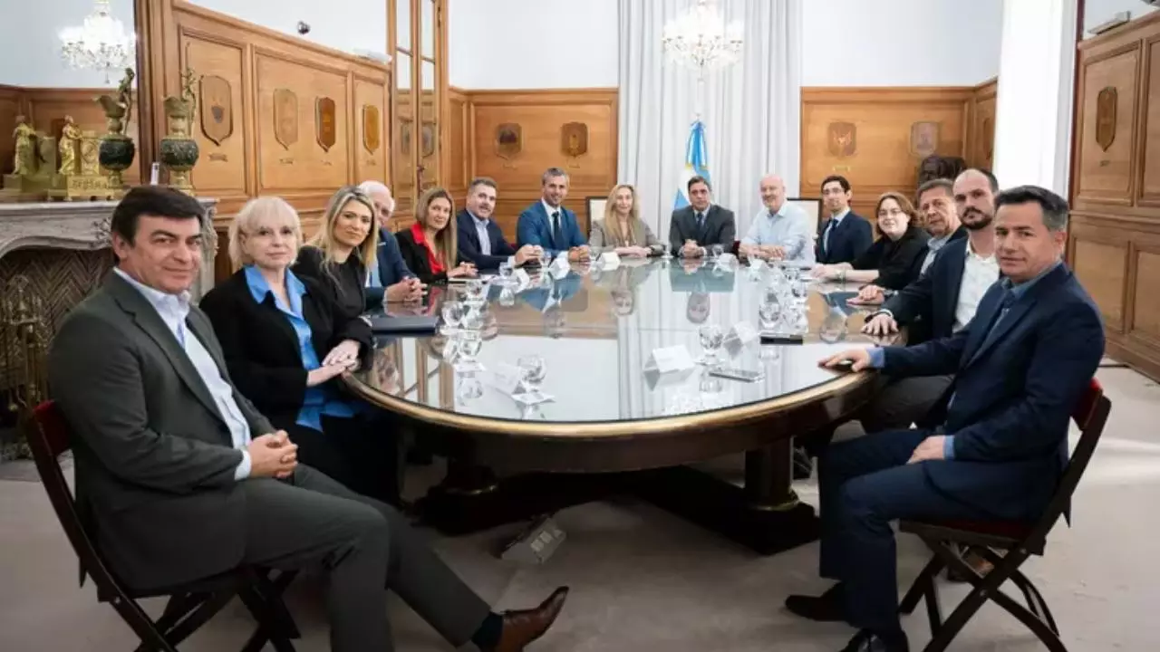 El Gobierno se reunió con diputados aliados, en una reunión encabezada por Karina Milei