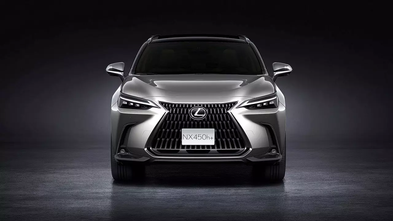 Lexus ya vende sus dos primeros SUV híbridos enchufables en la Argentina