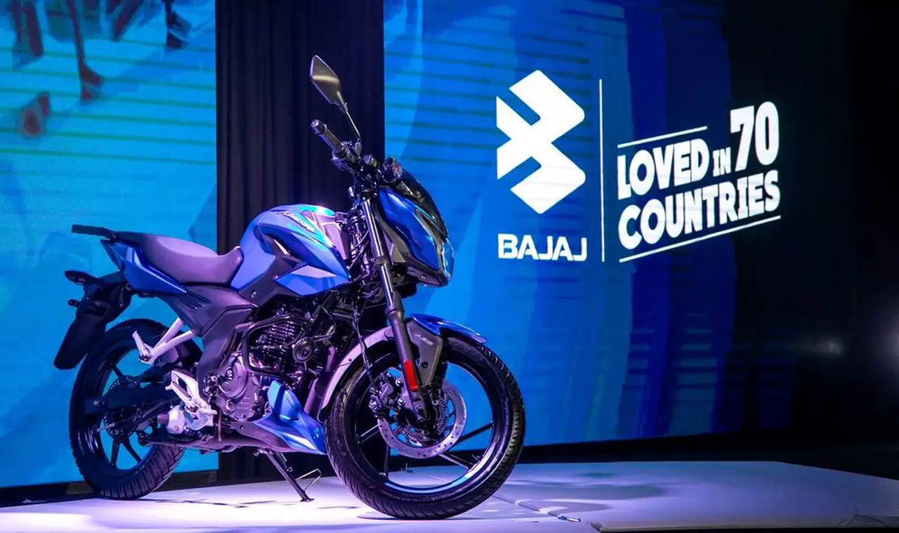 Lanzamiento Moto Bajaj