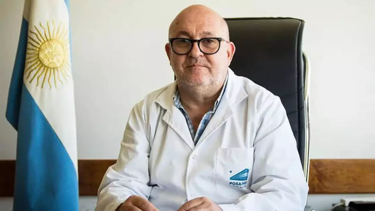 Renunció el director del Hospital Posadas, que le había quitado importancia al escándalo del vacunatorio VIP