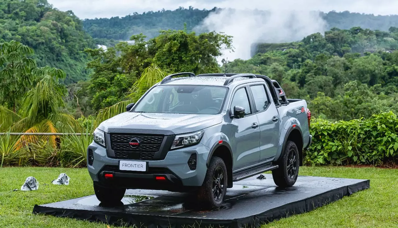 Nissan lanza la renovada camioneta Frontier fabricada en Argentina