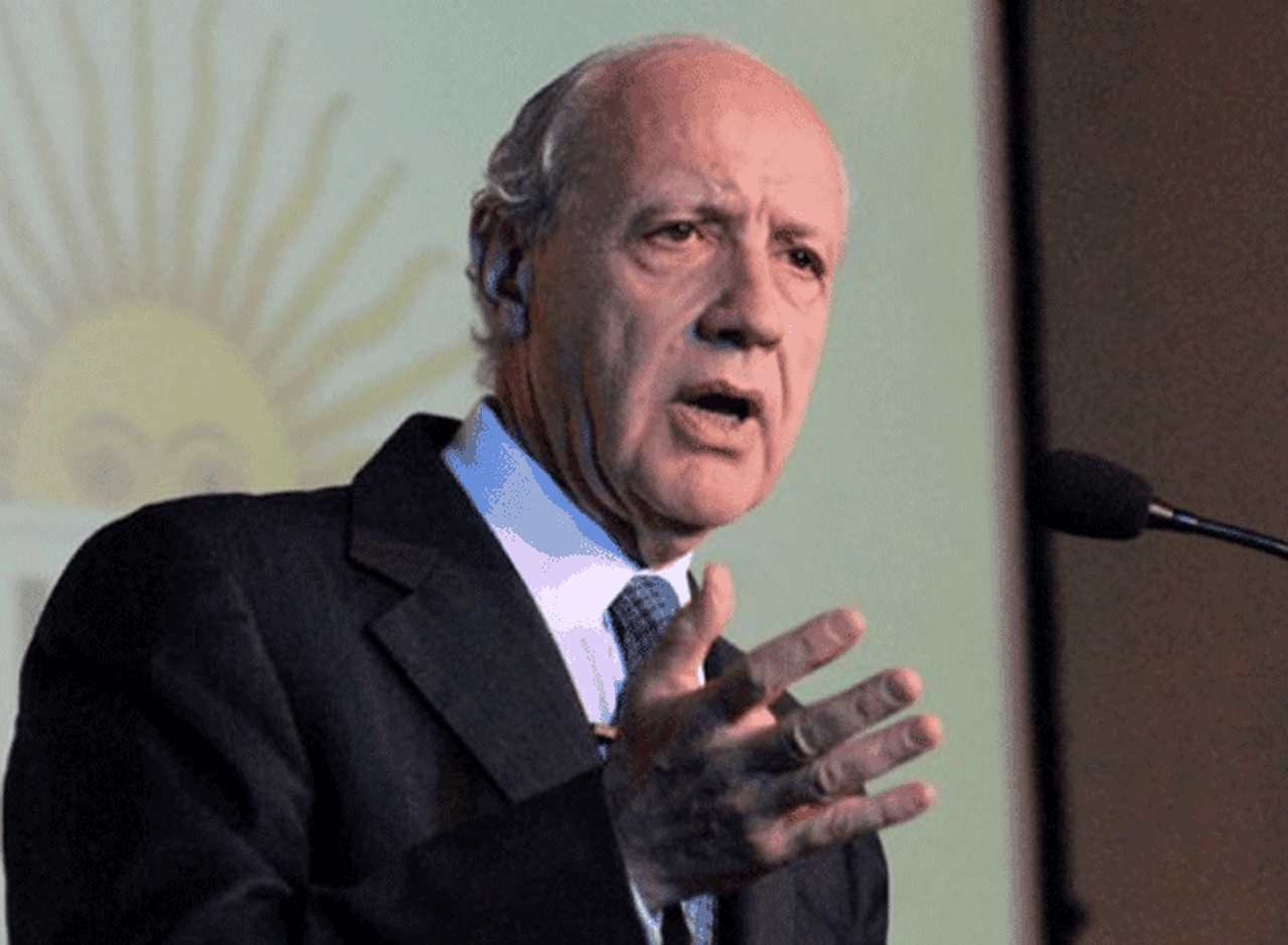Para Lavagna, "la inflación se está convirtiendo en una enfermedad crónica"