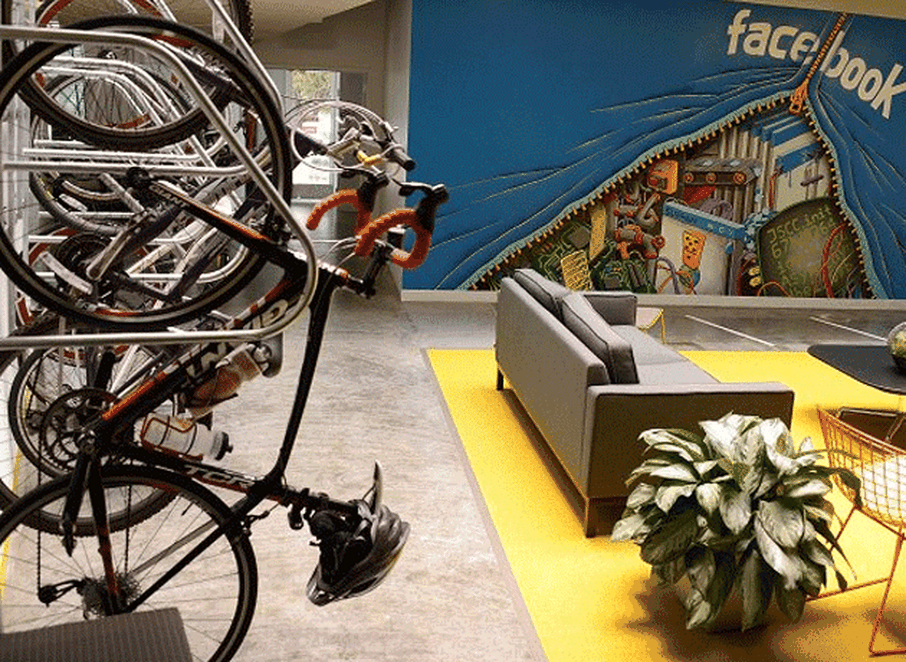 Cómo es por dentro el campus de Facebook en California