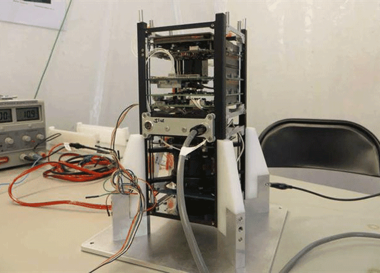 La Argentina pone en órbita a "Manolito", el nano satélite educativo
