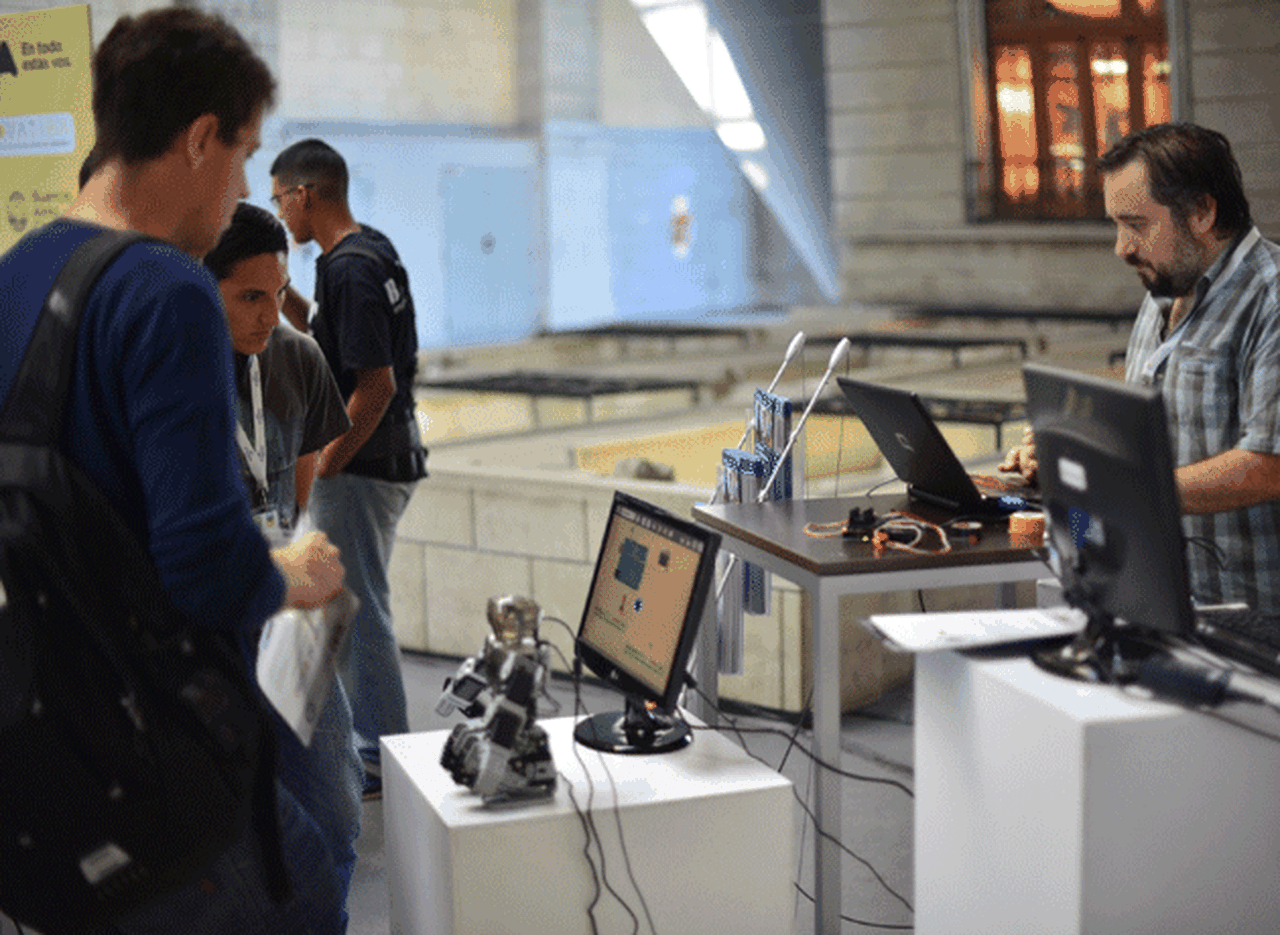 Lí­deres de Singularity University exponen sobre innovación tecnológica en Buenos Aires