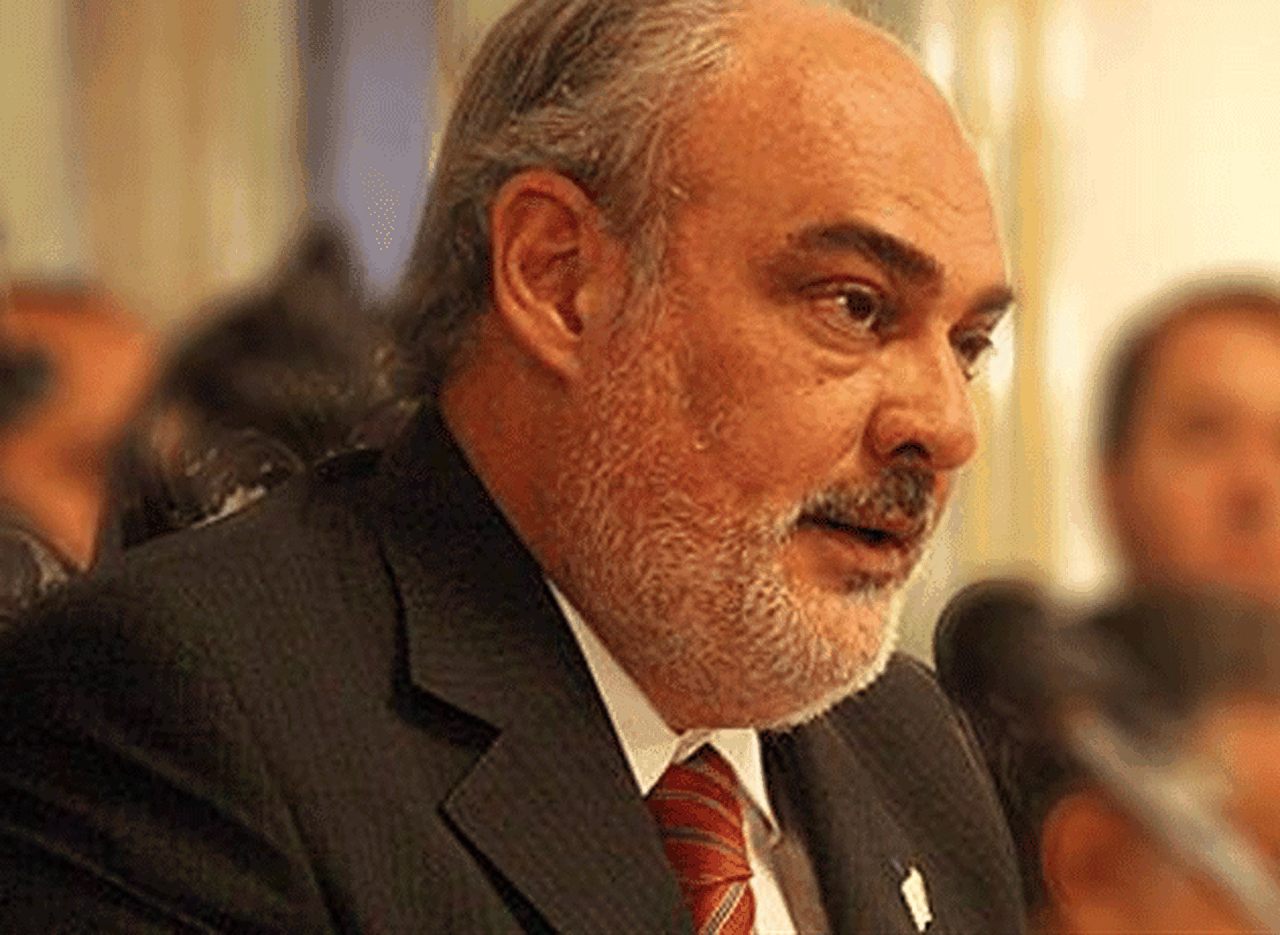 Corrientes podrí­a emitir una cuasimoneda y otras provincias analizan la medida