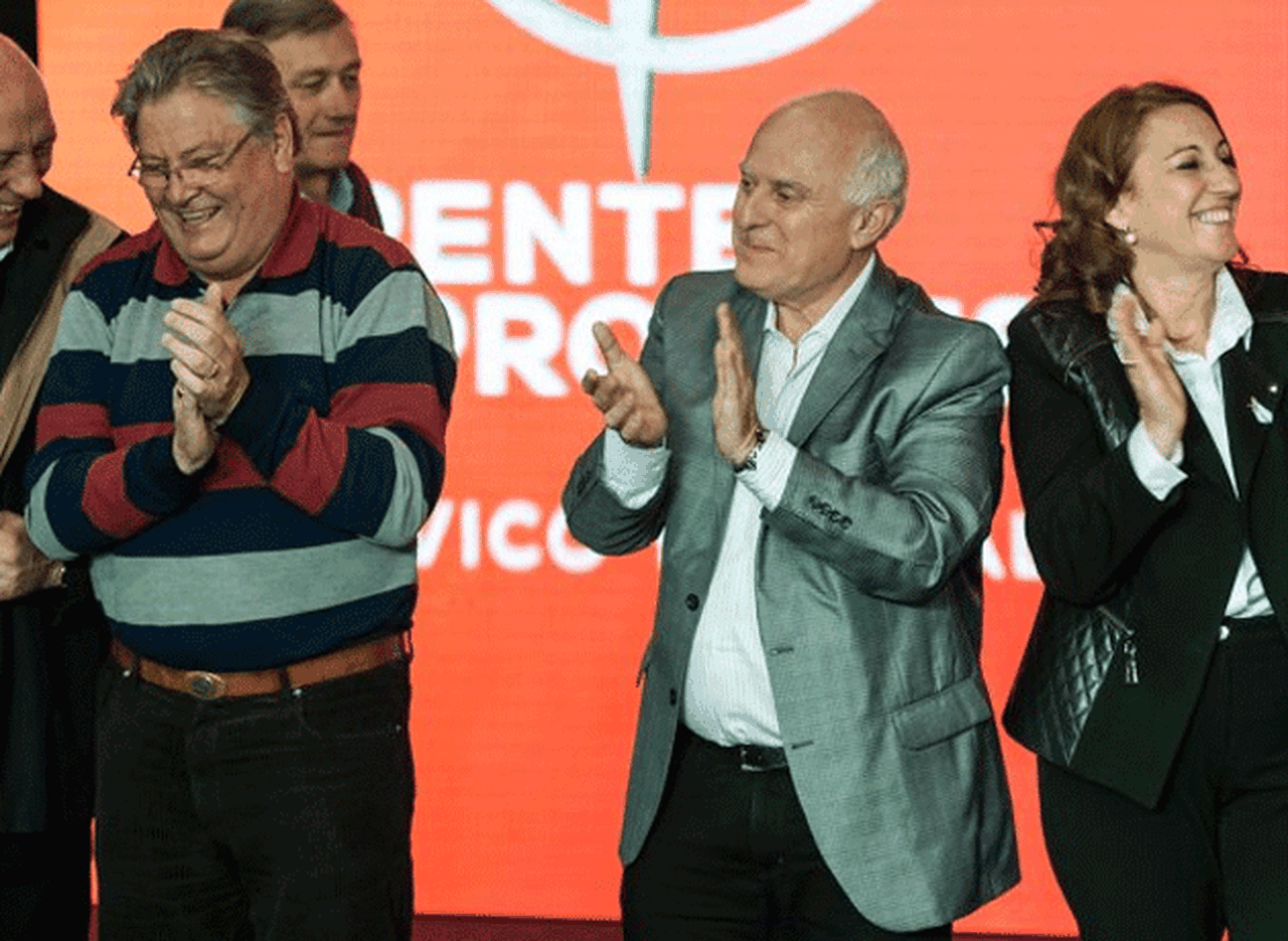 Lifschitz 30,7%, Del Sel 30,6%: con 2.000 votos de diferencia, el socialismo se impone en las urnas