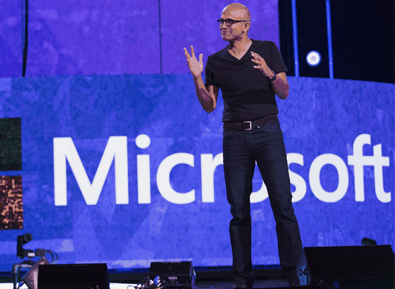 Cómo Microsoft busca reinventarse para superar el fin de la era PC