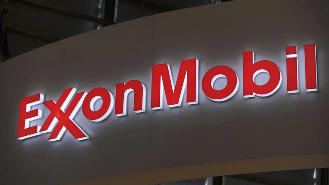 ExxonMobil es acusada de engañar "sistemáticamente" a inversionistas