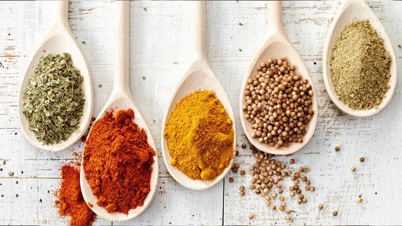 La Anmat prohibió una marca de condimentos por irregularidades sanitarias