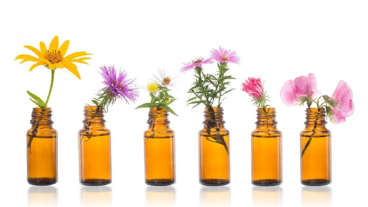 Las flores de Bach son una solución que se toma por vía oral