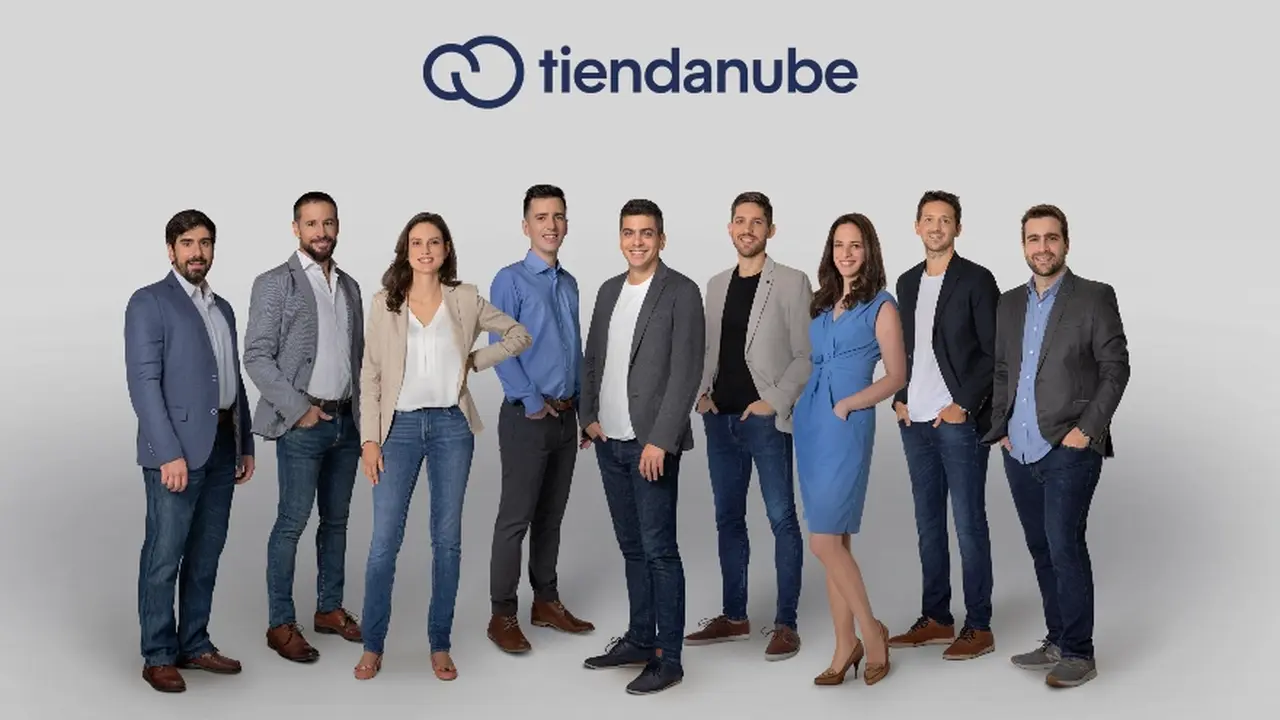 Con 500 millones de dólares en el bolsillo, el unicornio argentino Tiendanube sale de compras a Brasil