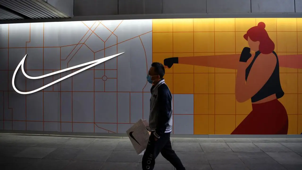 ¿Cuánto podrían subir las acciones de Nike, luego del desplome que arrastran desde 2021?