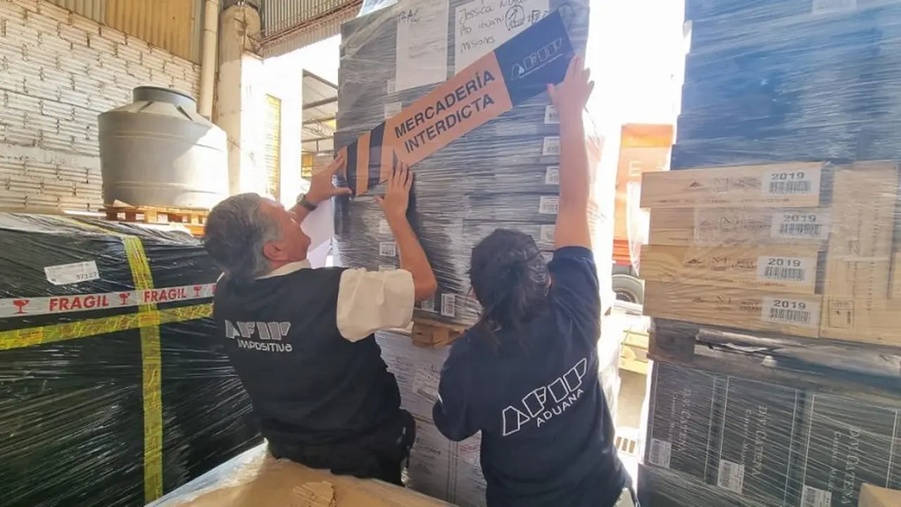 En muchas ocasiones, las mercaderías quedan retenidas en Aduana