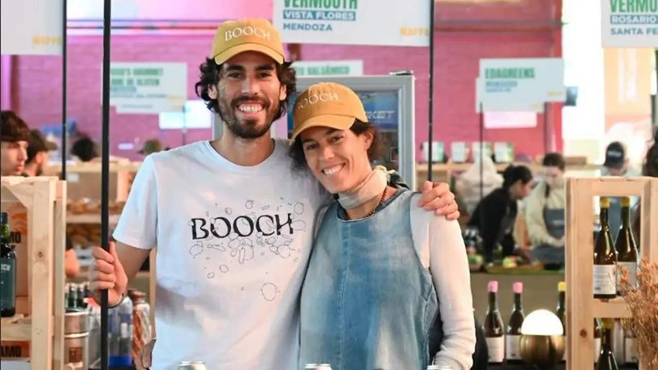 Arrancaron en un galpón, ahora producen 15.000 litros de Kombucha por mes y ya están pensando en exportar