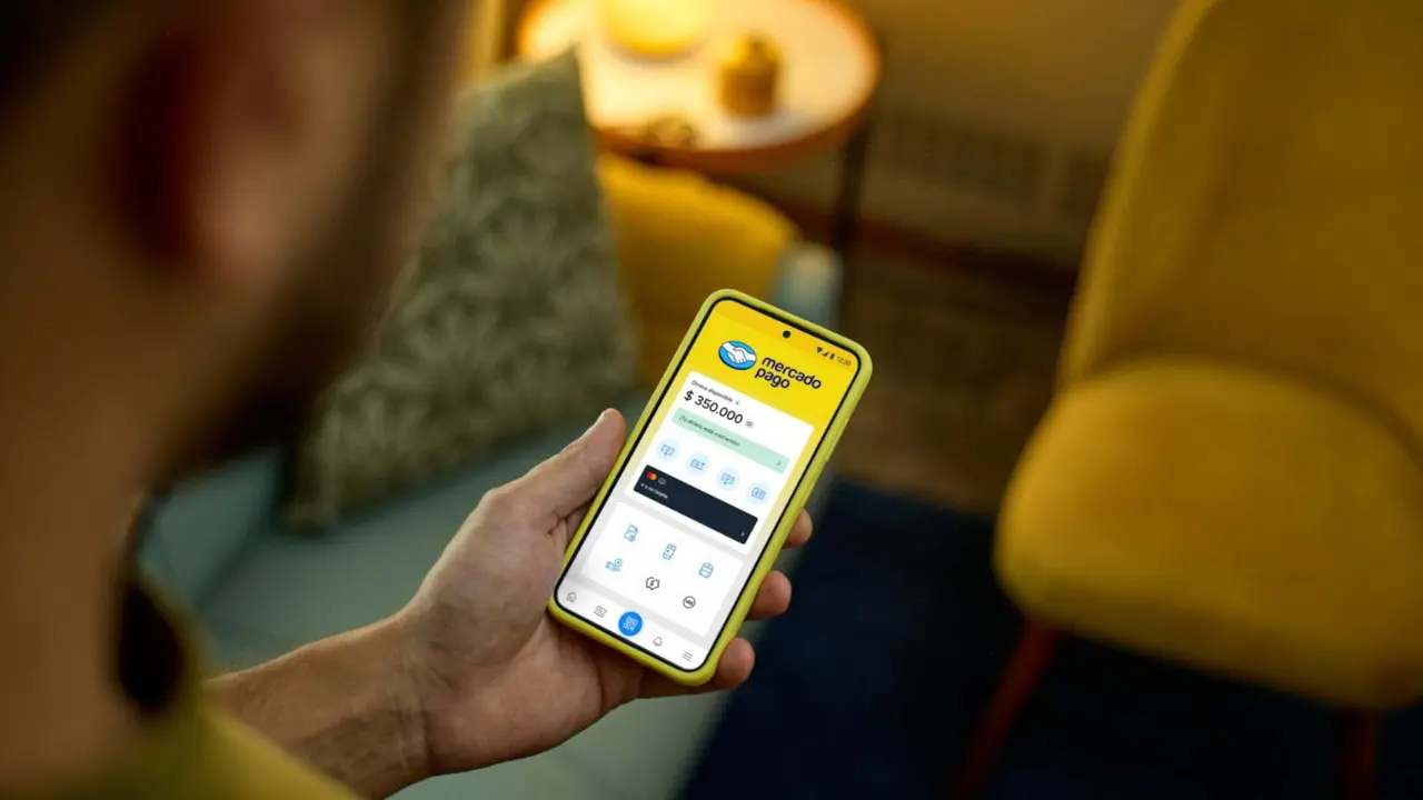 Cómo comprar dólares más baratos que el oficial con Mercado Pago