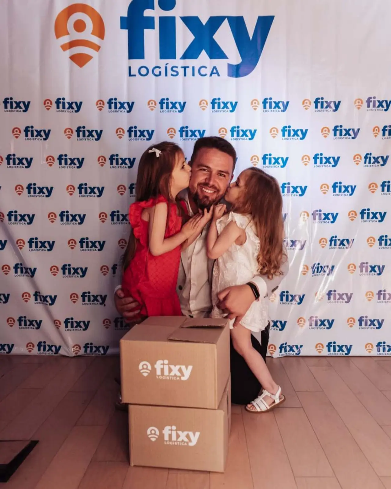 Saavedra afirma que un emprendedor se define por la capacidad de caer y levantarse una y otra vez