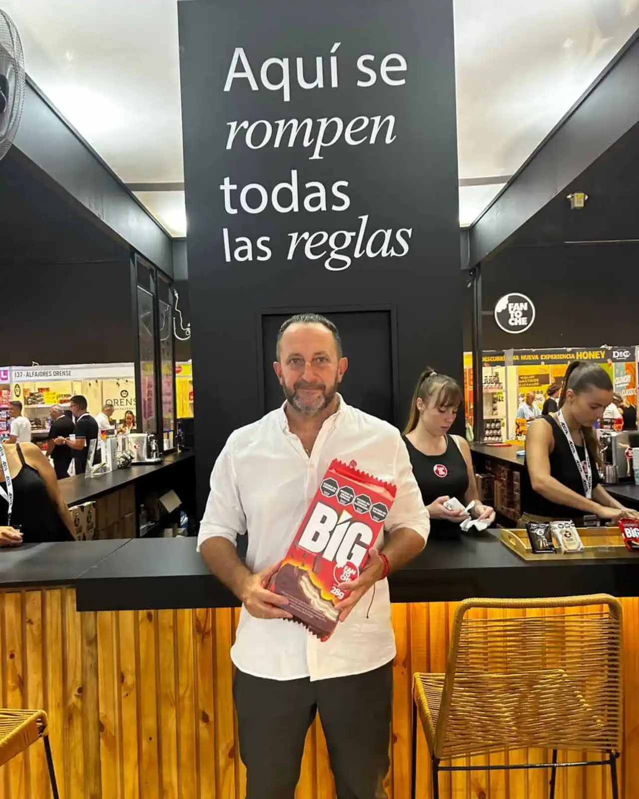 Como marketer, Messina defiende la marca triple; como argentino, dice que el alfajor es identidad