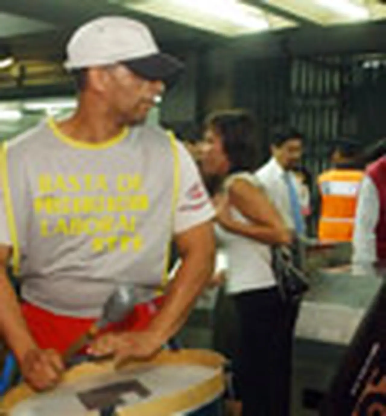 Trabajo no aplicará sanciones por paro de subterráneos