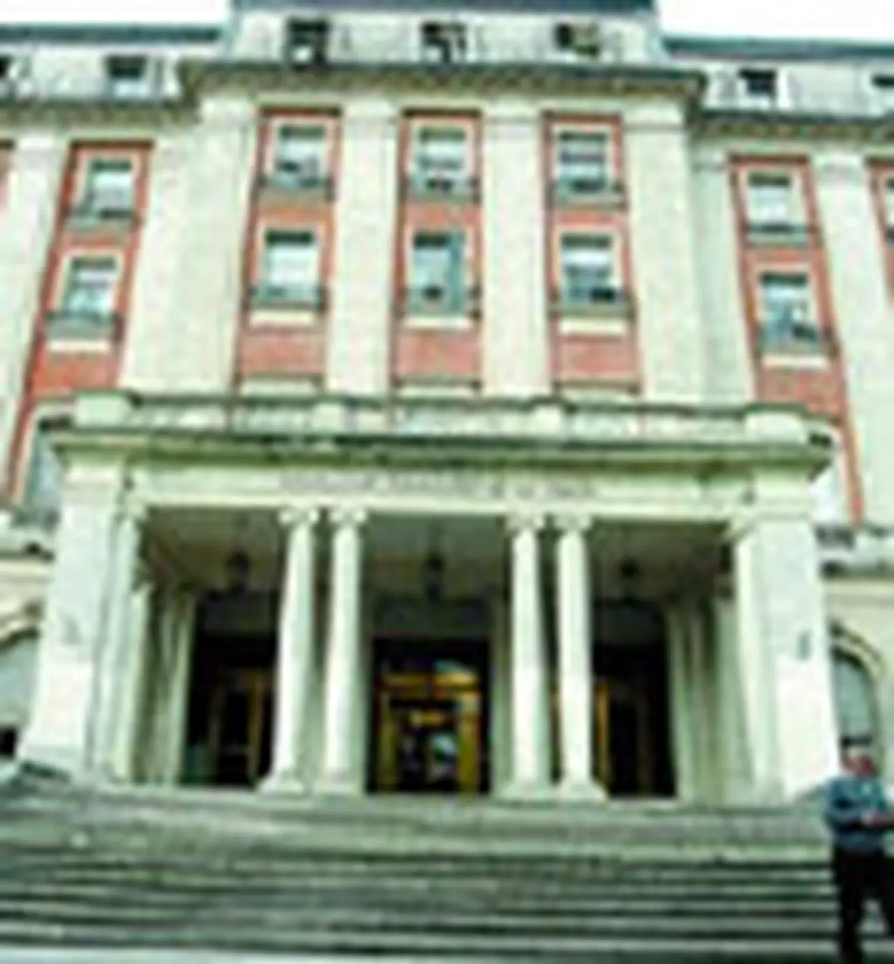 Cortocircuito entre jueces por polí­tica tributaria judicial