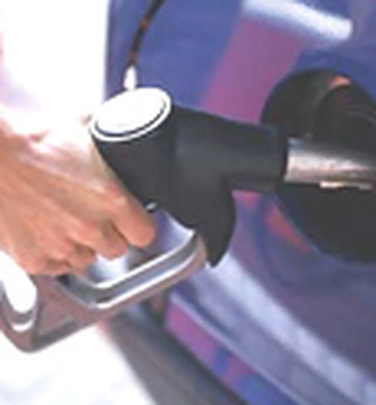 Diputados elevó impuesto al gasoil para subsidiar al transporte