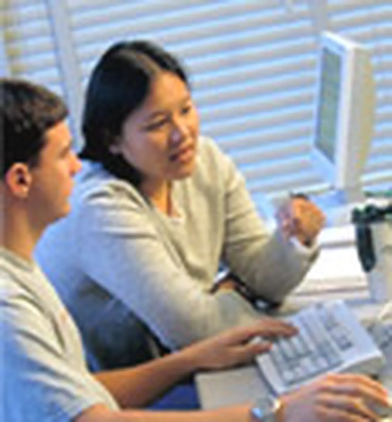 Lanzan un plan de formación tecnológica a 20 años