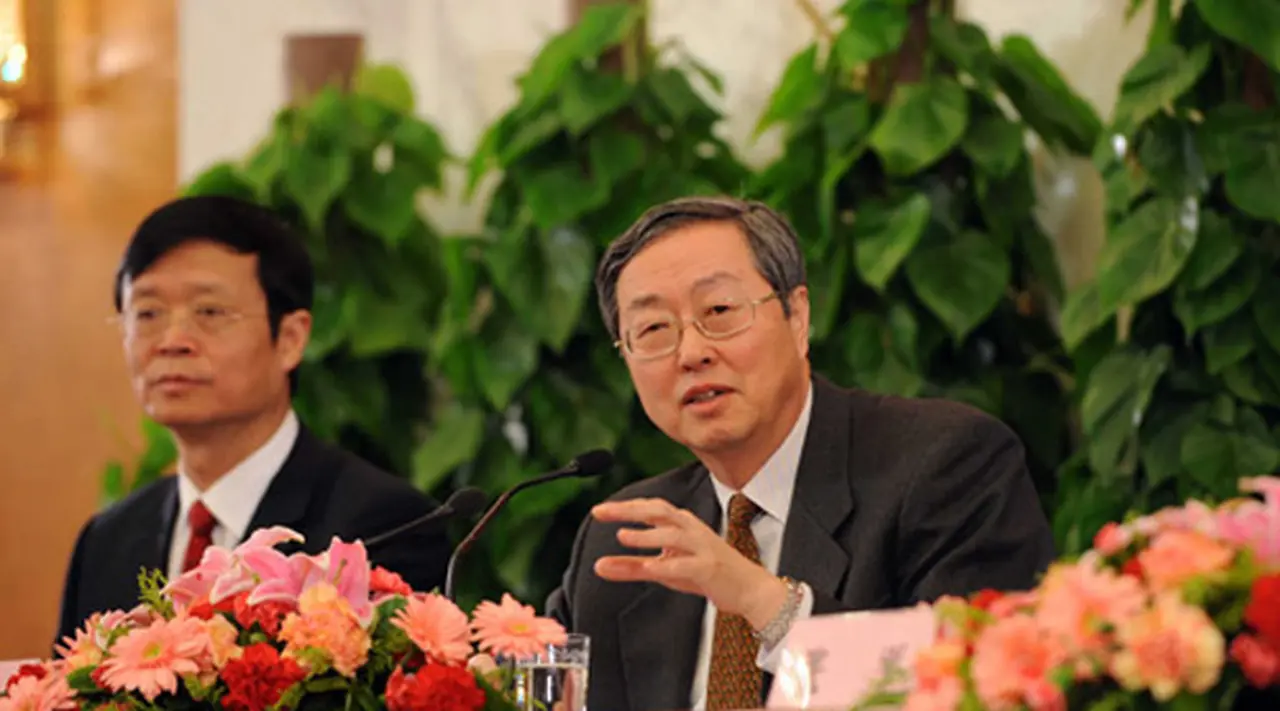 China impone controles de capital para frenar los flujos especulativos