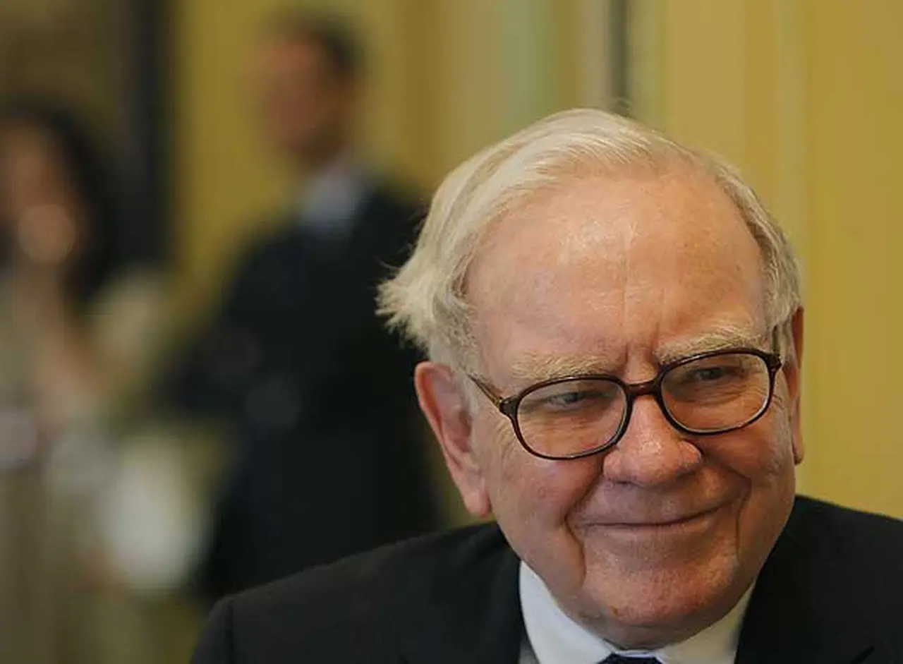 Warren Buffett cuenta su estrategia para sobrevivir a la crisis global