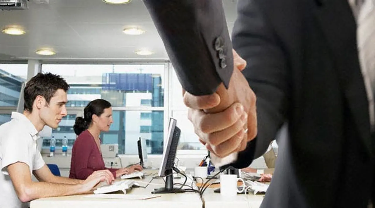 Alerta empresaria: por ley no se podrán quitar ni reducir beneficios a empleados