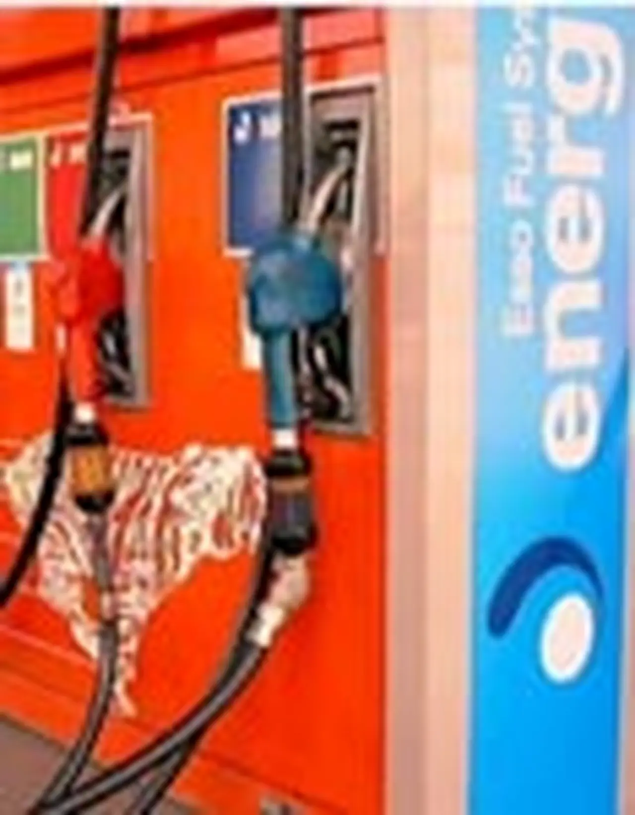 Tras los topes al gasoil, ahora las estaciones racionan las naftas