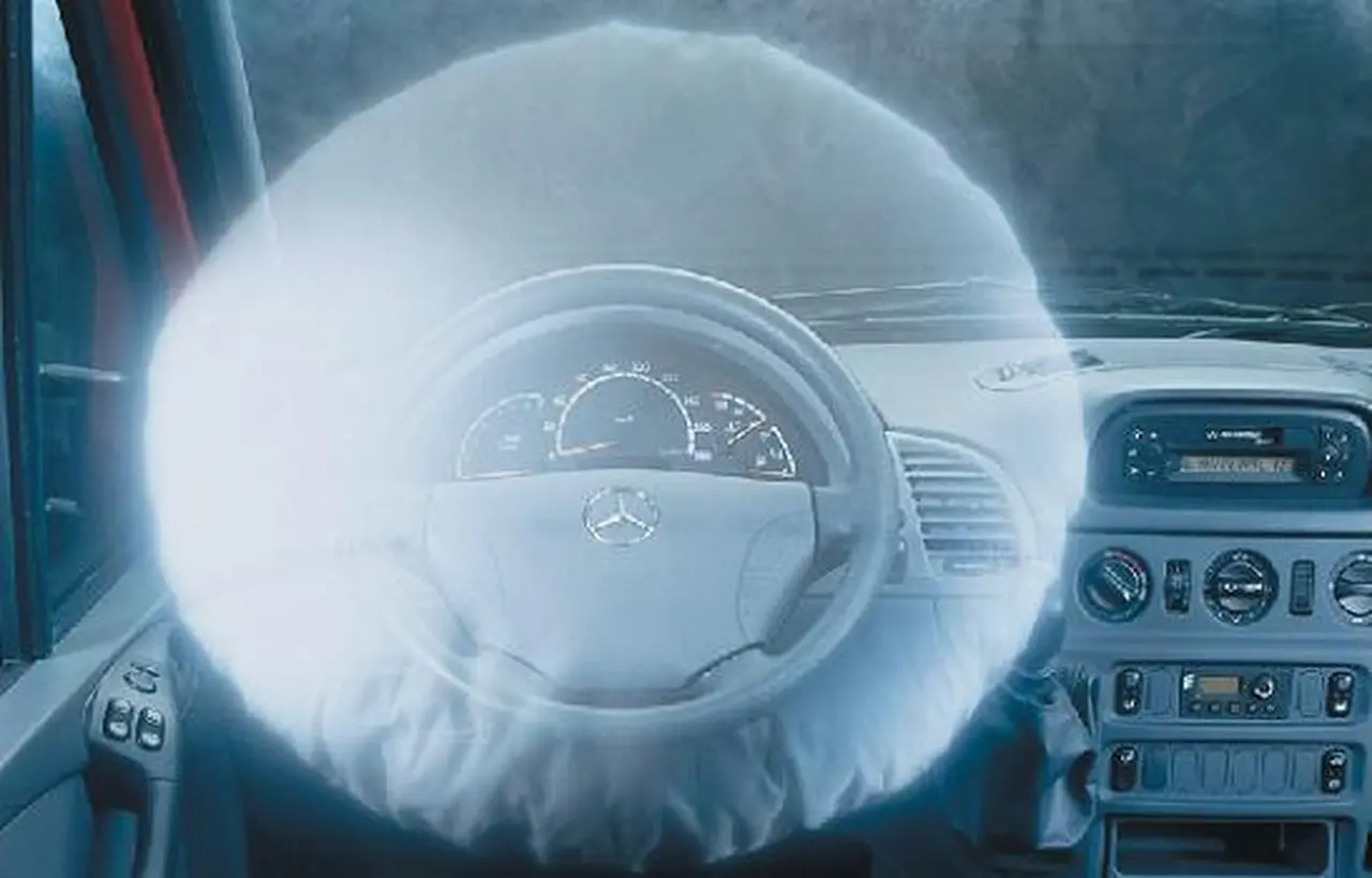 Airbags dañados: BMW, Daimler y VW revisarán 2,5 millones de autos