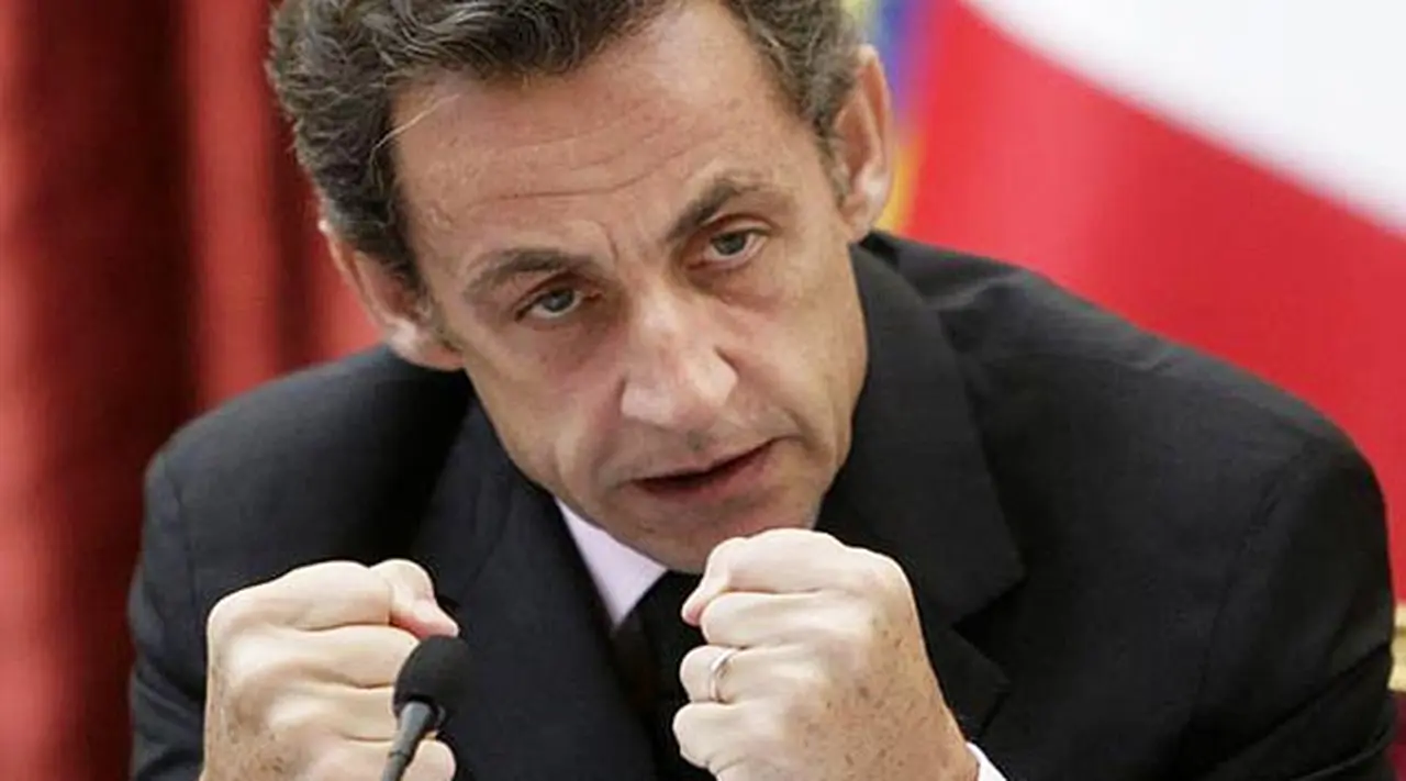 Sarkozy quiere que el G-20 se reúna para tratar derechos de autor en Internet