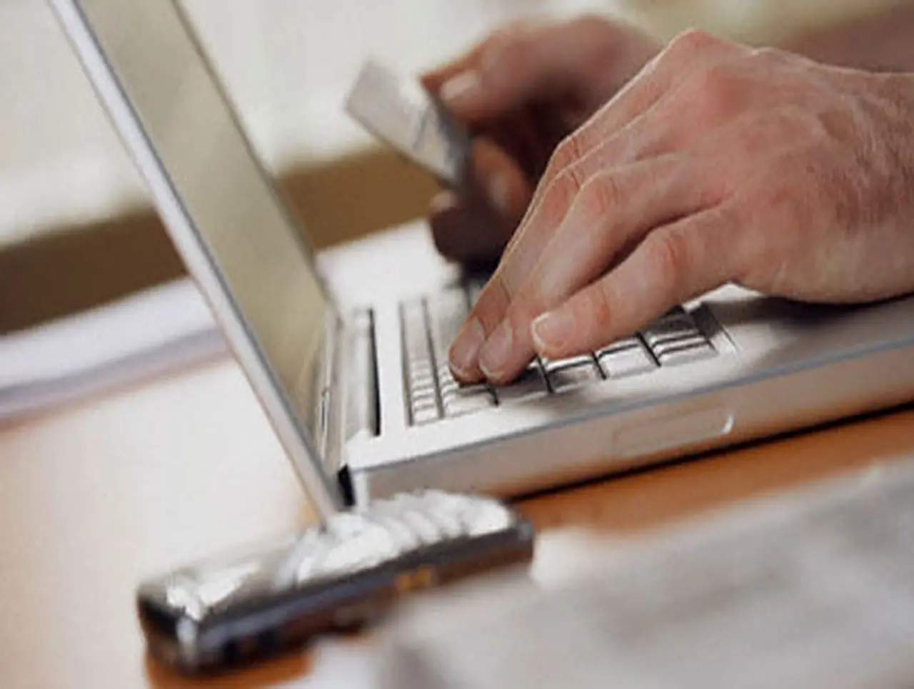 El comercio electrónico creció 44% y 10 millones de argentinos compran "online"