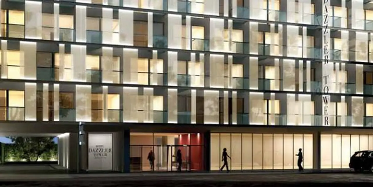 Frente de Hotel Dazzler