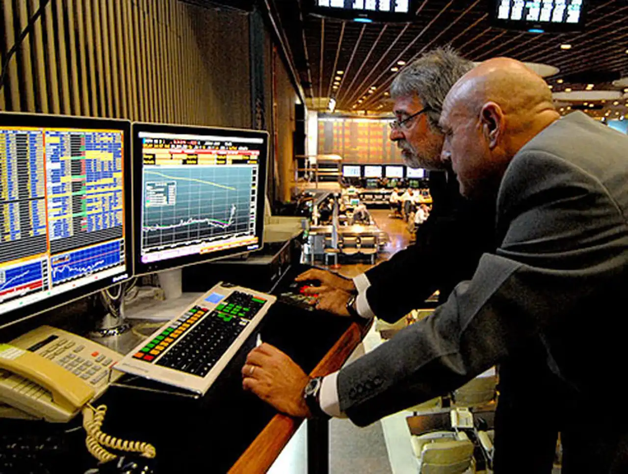De la mano de Telecom que subió 5,7%, el Merval se ubicó en terreno positivo