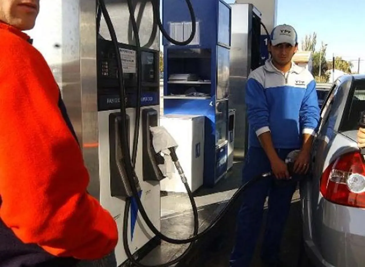 Pese a la estatización de YPF, continuaron los cierres de las estaciones de servicios