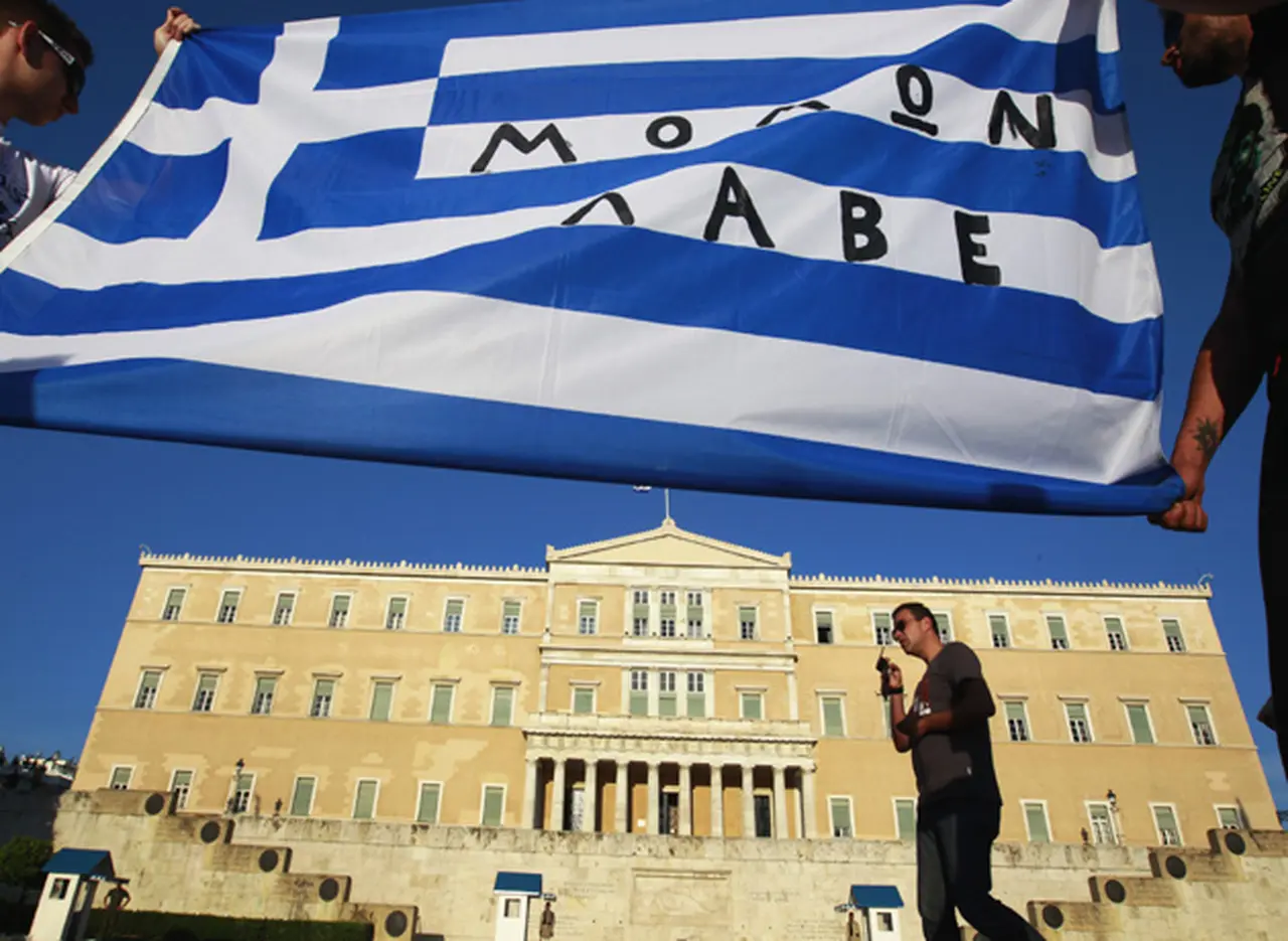 No hay plata que alcance: el gobierno de Grecia necesita otros u$s14.600 millones